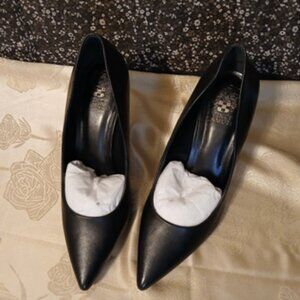 Vince Camuto Black Leather Pumps Size 11